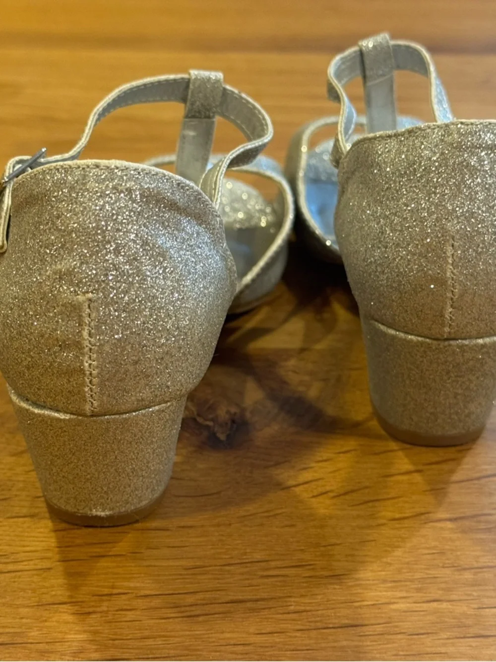 Restricted Kids Size 2 Silver Glitter Dress Heels T Strap Party Shoes